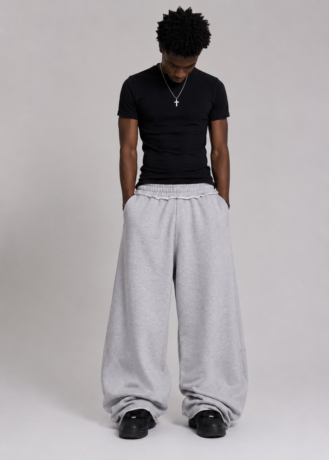 “COOL GREY” BAGGY SWEATPANTS